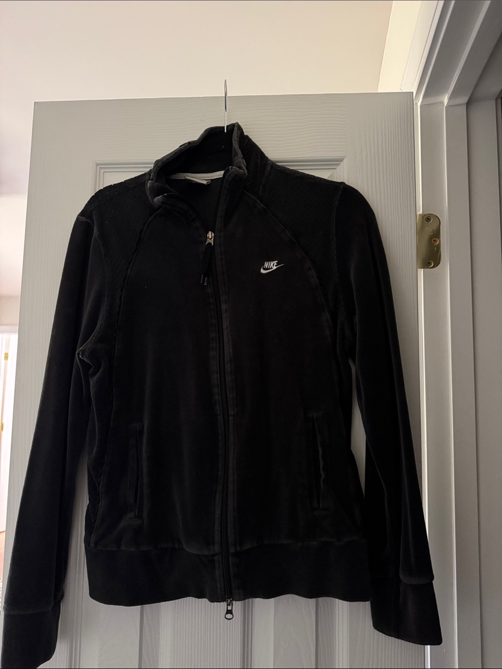Nike Women's Black Full-Zip Velour Bomber Jacket